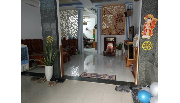 CẦN  BÁN NHANH NHÀ SHR Bà Điểm, Gần UB, Chợ,2/ Phan Văn Hớn Khu dân cư ổn định