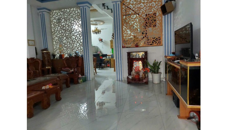 CẦN  BÁN NHANH NHÀ SHR Bà Điểm, Gần UB, Chợ,2/ Phan Văn Hớn Khu dân cư ổn định