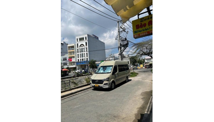 CẦN SANG NHƯỢNG MẶT BẰNG QUÁN NHẬU Vị Trí : đường bờ kênh Phạm Văn Bạch, p15, Tân Bình