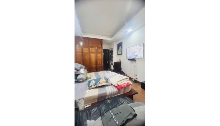 Bán nhà mặt tiền, Nguyễn Cảnh Chân, Q1, DT 3.6m x 12m, 6 tầng, chỉ 13.4 tỷ
