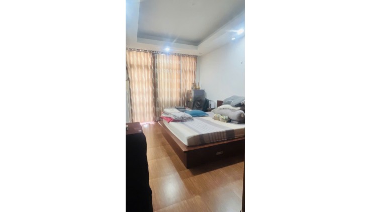 Bán nhà mặt tiền, Nguyễn Cảnh Chân, Q1, DT 3.6m x 12m, 6 tầng, chỉ 13.4 tỷ