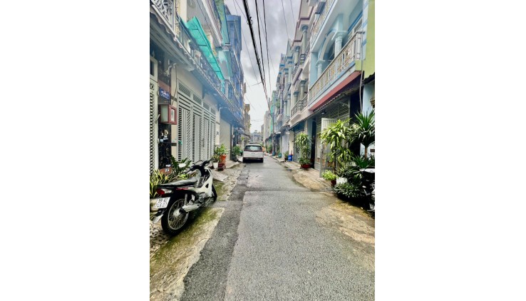 NHỈNH 4 TỶ - NHÀ SỔ HỒNG RIÊNG - 3 TẦNG - SÁT MẶT TIỀN HIỆP THÀNH 13, HIỆP THÀNH - QUẬN 12