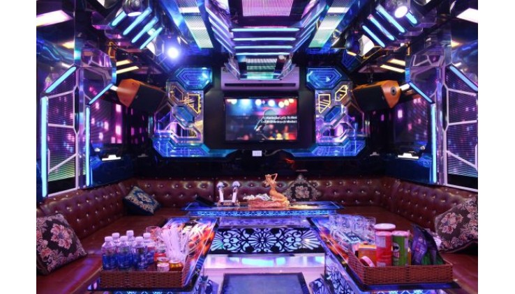 Quận 9 – TP Thủ Đức ! Chính Chủ Sang Nhượng Lại Karaoke Giấy Phép Kinh Doanh Đầy Đủ, Tel : 0933122285 ( chính chủ )