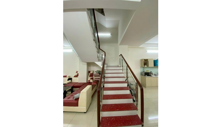 Bán nhà mặt phố 5*20 Phạm Thế Hiển (hoàn công) phường 7 quận 8 chỉ 7,8 tỷ