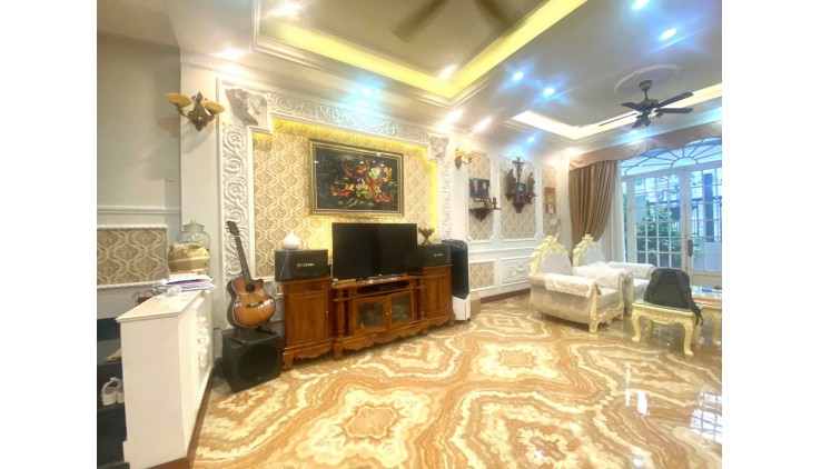 Bán nhà Biệt thự  Căn góc Thống Nhất - Lê Đức Thọ, 6.7x18m, 3 T - 3PN, giá 12.5 tỷ