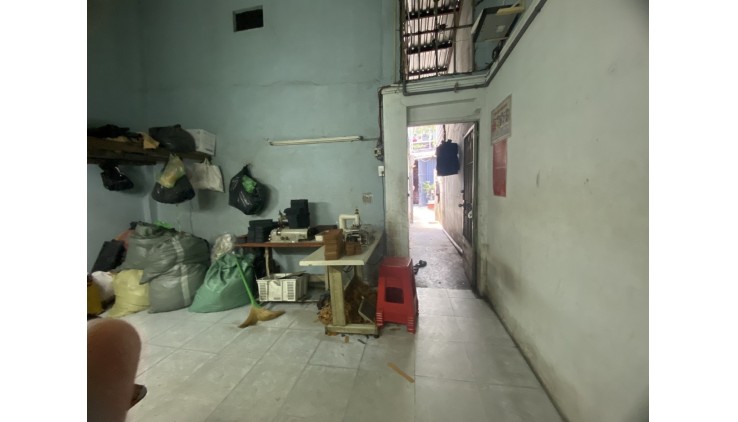 Bán nhà 1/  hẻm oto thông  Thạch Lam quận  Tân Phú chỉ 69tr/m2 còn tl