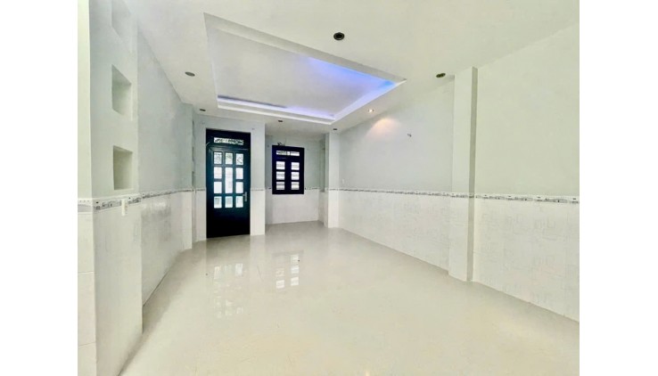 Bán nhà đường số 5 4*19  Bình Hưng Bình Chánh 4 tầng giáp quận 8 chỉ 8,3 tỷ