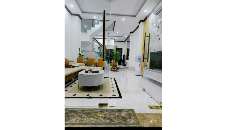 Cần bán nhà đường Huỳnh Văn Trí gần chợ Bình Chánh