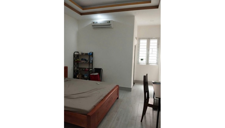 Bán nhà mới hẻm ô tô Dương Đức Hiền DT 4x16m, 4 tấm, sát mắt tiền