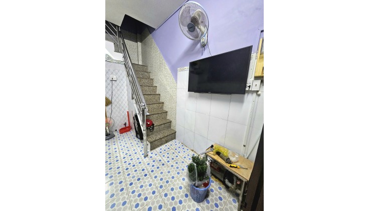 CHO THUÊ NHÀ MỚI SƠN SỬA GIÁ RẺ HẺM XE TẢI THÔNG ĐƯỜNG QUANG TRUNG VÀ LÊ VĂN THỌ