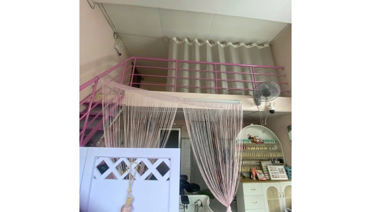 CẦN SANG NHƯỢNG LẠI TIỆM NAILS, MI,GỘI Ở BÌNH TÂN