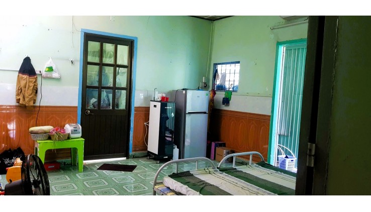 Bán nhà cấp 4 132m2 2pn có sân để xe hơi đường 13 - Linh Xuân