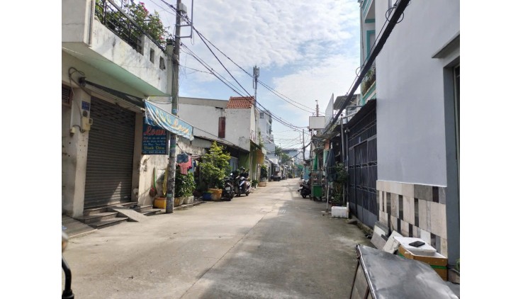 Bán gấp mặt tiền hẻm Kinh Doanh ngay chợ 26/3 BHH sát AEON Tân Phú 80m2,3 Tầng nhỉnh 5 tỷ