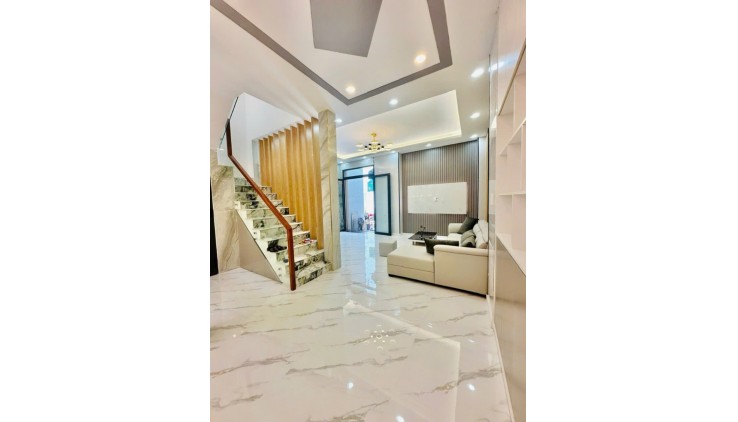 HẺM XE HỎI ĐỖ CỬA - NHÀ ĐẸP LUNG LINH.