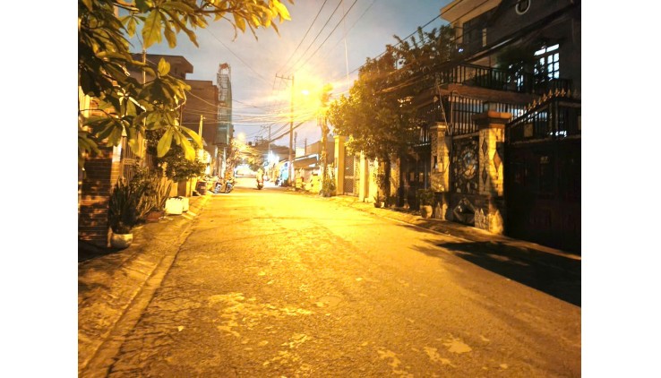 TIN NỔI Không, Nhà HXH, Sát Chợ Hiệp Bình, Thủ Đức, 40m2, mới, ở ngay. Chỉ 3.19ty.