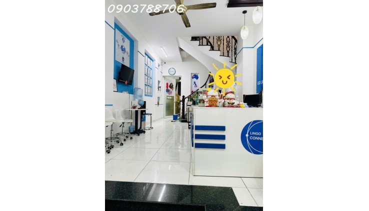 Nhà trung tâm QUẬN 1
Vị trí đắc địa, ngay vòng xoay Cống Quỳnh
 - Trần Hưng Đạo - Bùi Viện - Trần Đình Xu.