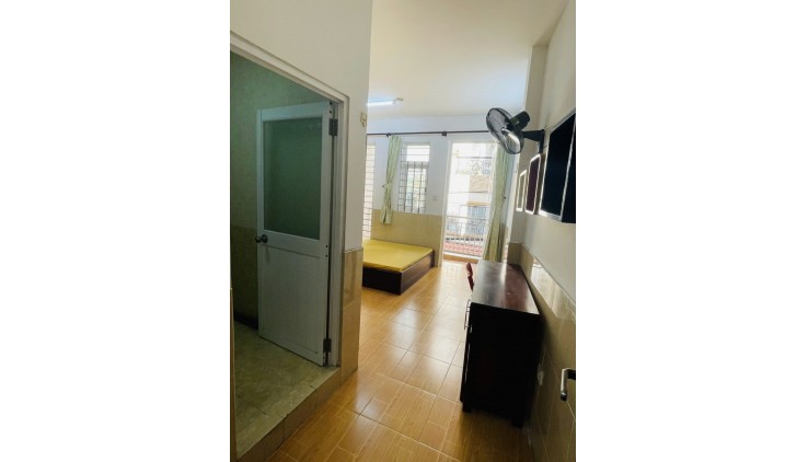 BÁN NHÀ HXH NGUYỄN CÔNG HOAN -63M2 - NỞ HẬU  - PHÚ NHUẬN