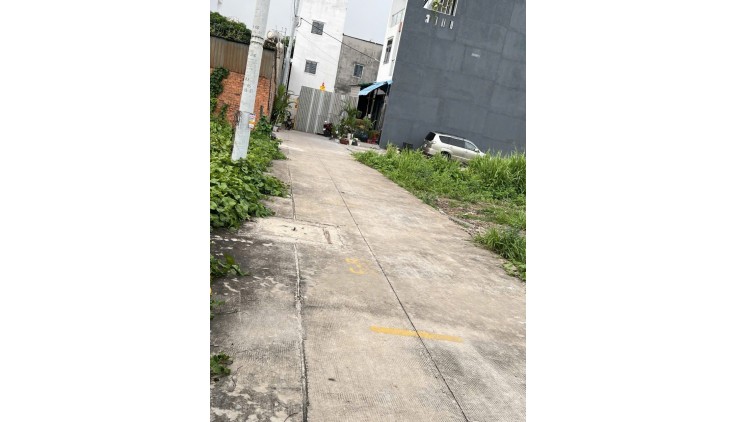 Bán Gấp lô đất khủng QL1A gần Ao Đôi hẻm 6m thông 141m2 ngang 5 khó tìm Nhỉnh 4 tỷ
