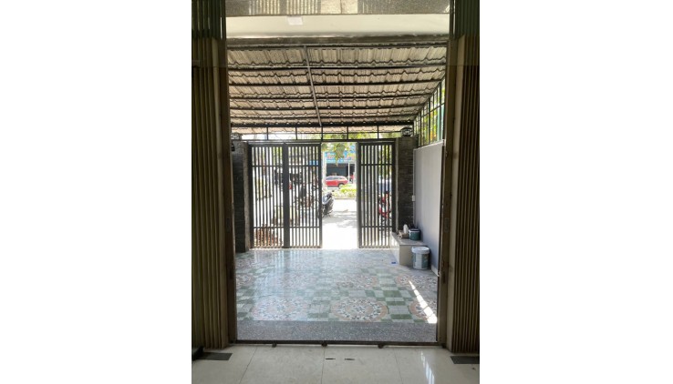 Bán nhà 4,5*20 Phạm Hùng 4 tầng Bình Hưng Bình Chánh giá chỉ 30 tỷ