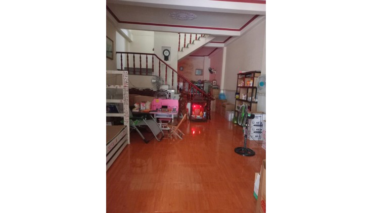 CẦN SANG NHƯỢNG TIỆM NAIL, MI, GỘI ĐẦU  Vị Trí : đường Đặng Thuỳ Trâm, p13 Bình Thạnh, Hồ Chí Minh