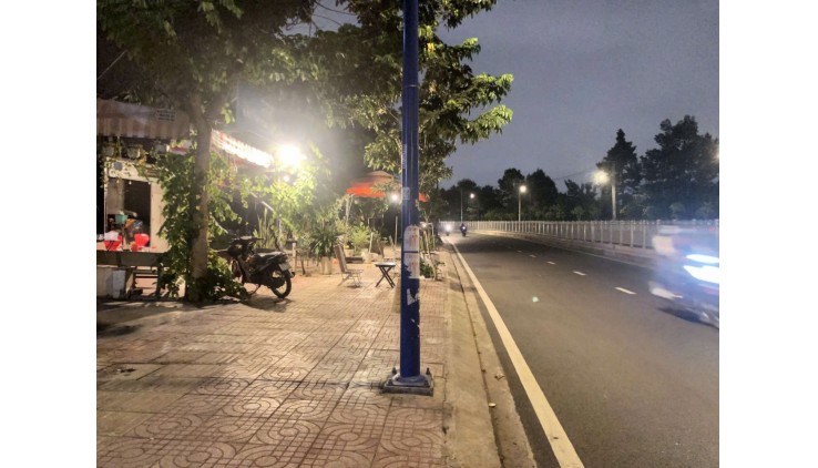 Bán gấp mặt tiền Kinh Doanh Kênh Nước Đen giáp Tân Phú 50m2,2 Tầng nhỉnh 5 tỷ