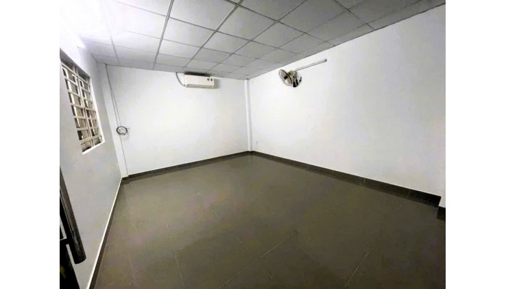 Cho thuê nhà 1T2L 210m2 4pn mặt tiền đường số 20 Hiệp Bình Chánh