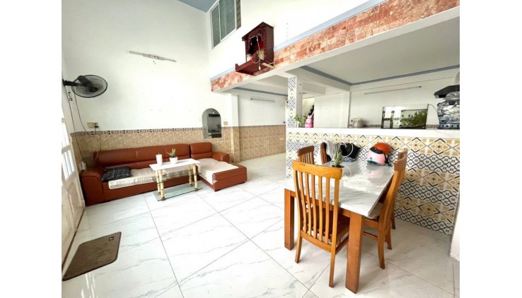 Bán nhà riêng Lương Văn Can 5,4*14 3 tầng 3pn phường 15 quận 8  chỉ