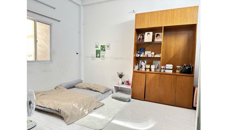 Bán nhà riêng Lương Văn Can 5,4*14 3 tầng 3pn phường 15 quận 8  chỉ