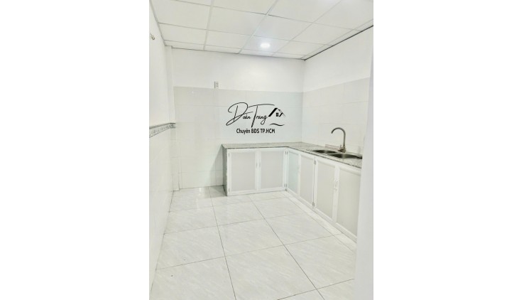 Bán Nhà 2 Tầng - 48m2 Siêu Hiếm, Sát Vincom, Ngã 5 Quang Trung, chợ Gò Vấp - NHỈNH 4 tỷ TL