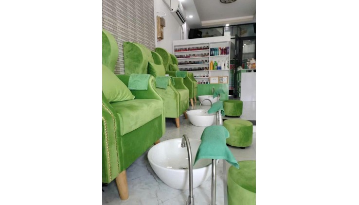 Quận 8 ! Thanh Lý lại nội thất tiệm Nail tại Nguyễn Duy, F.10, Tel : 0934171161 ̣ Chính chủ