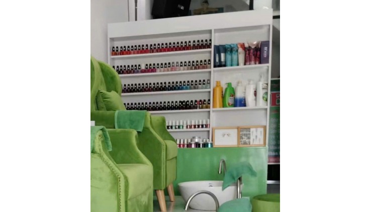 Quận 8 ! Thanh Lý lại nội thất tiệm Nail tại Nguyễn Duy, F.10, Tel : 0934171161 ̣ Chính chủ