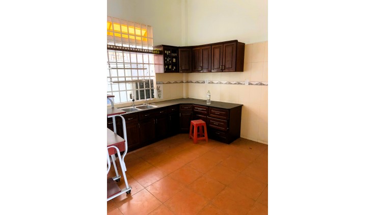 Cho thuê biệt thự 1T1L 3pn mặt tiền đường 17 Hiệp Bình Chánh