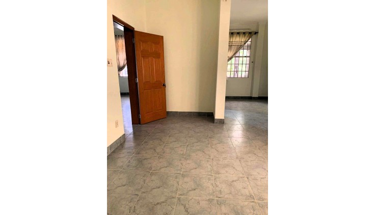 Cho thuê biệt thự 1T1L 3pn mặt tiền đường 17 Hiệp Bình Chánh