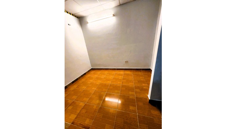 Cho thuê nhà nguyên căn 100m2 3pn đường Lê Văn Chí Linh Trung