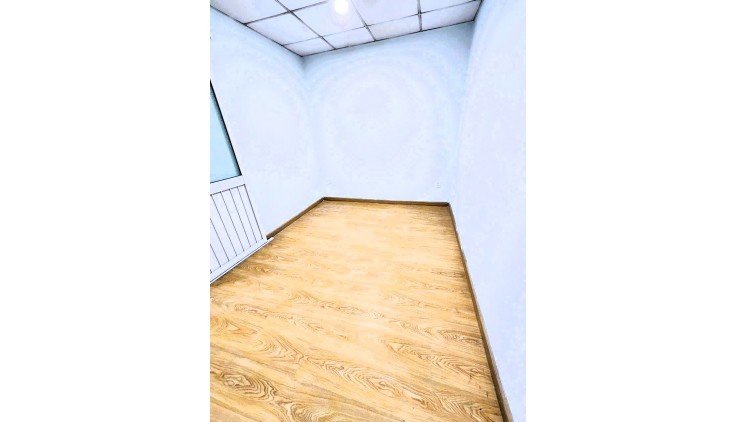 Cho thuê nhà nguyên căn 100m2 3pn đường Lê Văn Chí Linh Trung