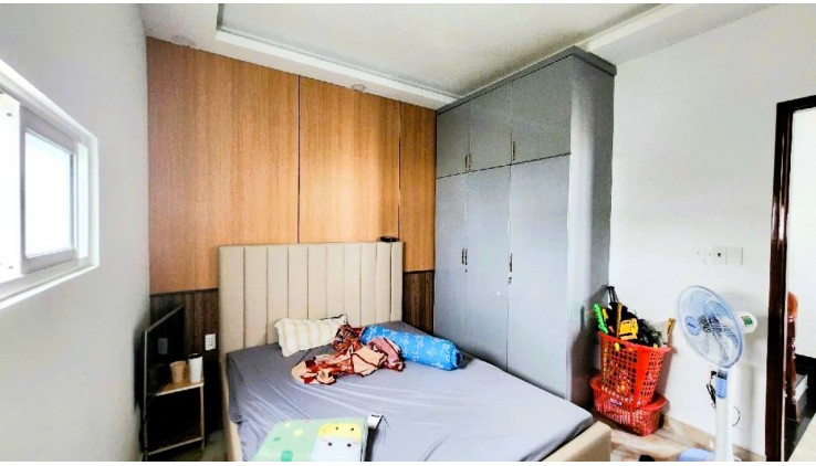 Bán nhà 1T1L2LST 4pn 6*11m hẻm xe hơi đường 8 - Linh Xuân
