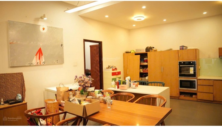Bán biệt thự tuyệt đẹp giá 19 tỷ VND tại Bình Tân, Hồ Chí Minh