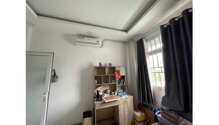 Bán nhà  4 tầng Nguyễn Thị Tần 4,1m x 15 phường 2 quận 8 chỉ 7 tỏi