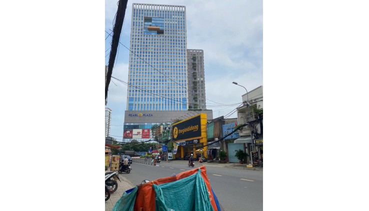 Bán nhà mặt tiền vip Điện Biên Phủ, Bình Thạnh, ngang 4.2m, 3 tầng, Chỉ 12.6 tỷ