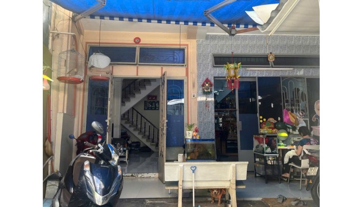 TRUNG TÂM PHÚ NHUẬN -  TRẤN HUY LIỆU - GIÁP Q3 - VÀI BƯỚC RA NAM KỲ KHỞI NGHĨA- 6,5 TỶ TL