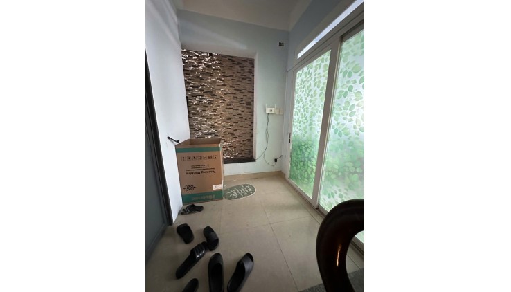Mặt tiền Kinh Doanh đỉnh ngộp bank, Bán nhà Ni Sư Huỳnh Liên, Tân Bình, Ngang hiếm 6m x 17m, 6 tầng, Chỉ 19 Tỷ