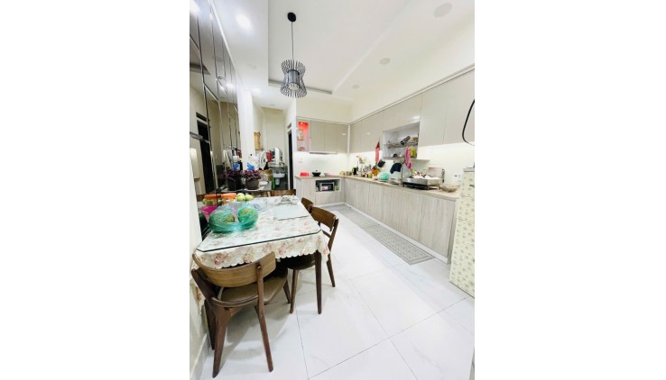 Bán nhà riêng 3.5*17 5pn 4wc Dạ Nam giáp Q5 phường 2 quận 8 giá  9,2 tỷ