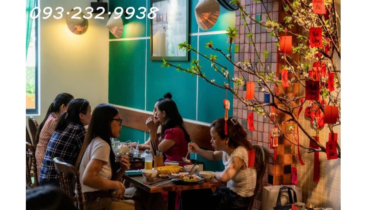 CHÍNH CHỦ SANG NHƯỢNG LẠI NHÀ HÀNG CHAY TRUNG TÂM QUẬN 1, KHU VĂN PHÒNG, KHÁCH DU LỊCH SẦM UẤT