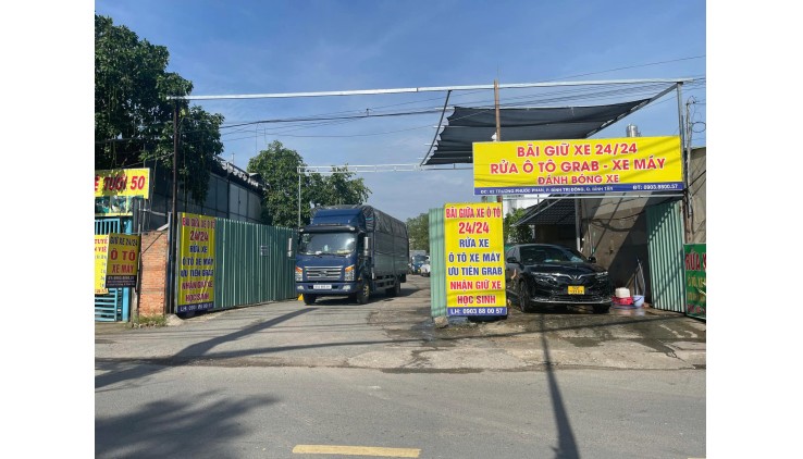 Bãi giữ xe rửa xe 