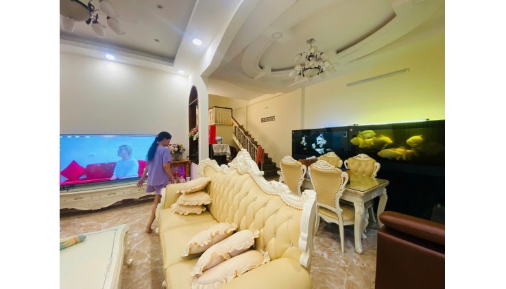 BÁN GẤP BIỆT THỰ MẶT TIỀN THẠNH XUÂN 22, 450M2 CHỈ 19 TỶ