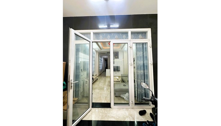 Cho thuê nhà 1T2L 4pn full nội thất mặt tiền đường kdc Hồng Long - Hiệp Bình Phước