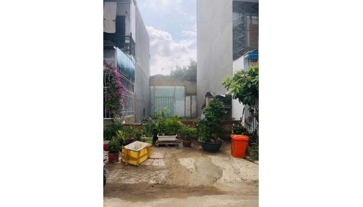 Bán đất 54m2 mặt tiền đường KCX Điện Lực - Trường Thọ