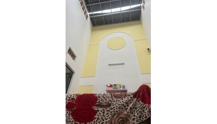 NHÀ ĐẸP GIÁ TỐT - XE HƠI ĐỖ CỬA - VỊ TRÍ TRUNG TÂM LINH CHIỂU - CÓ DÒNG TIỀN, 79M. HƠN 6 TỶ. TL.
