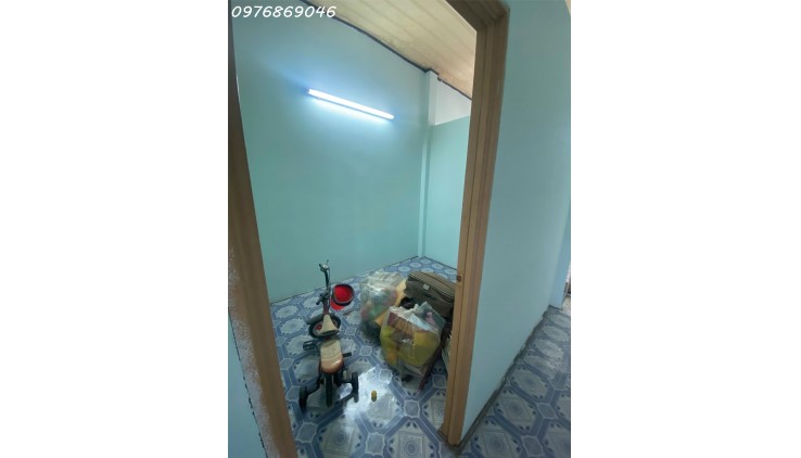 BÁN NHÀ HẺM HUỲNH THỊ HAI 1 TRỆT 1 LÂU 3 PHÒNG NGỦ GẦN BỆNH VIỆN QUẬN 12 ĐƯỜNG DƯƠNG THỊ MƯỜI QUẬN 12 GIA 2.7 TỶ