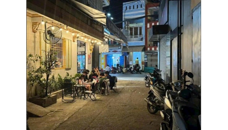 Sang quán cafe góc 2 mt đường lớn vị trí đắc địa Bình Tân